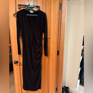 Good American deep v Long Sleeve Dress